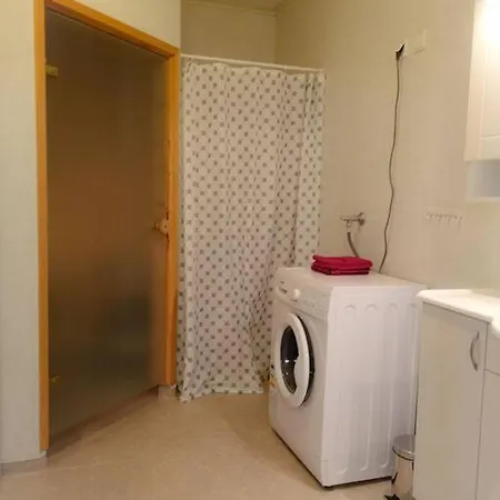 Sandy - Modern Row Aprt * Narpio